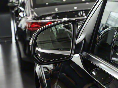 2024�� GLS 450 4MATIC ������