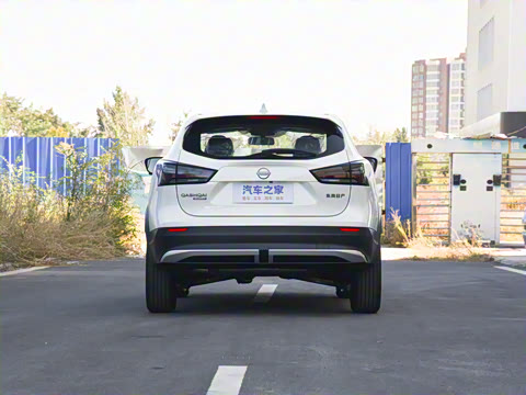 2025�� ���� 2.0L CVT XV+���Ȱ�