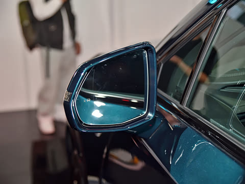 2025�� 2.0T �����������������ڱ��