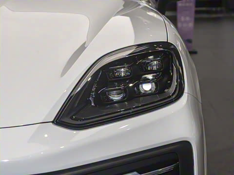 2025�� Cayenne 3.0T