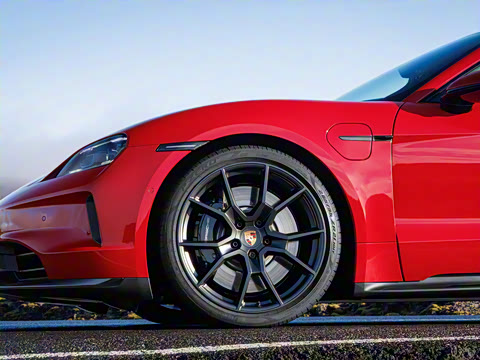 2025�� Taycan GTS