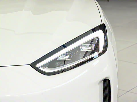 2025�� ����   Ultra ������