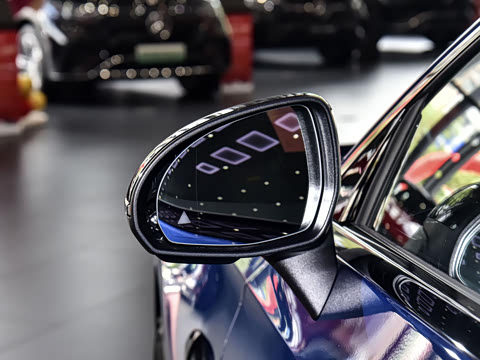 2025 AMG CLE 53 4MATIC+ ܳ