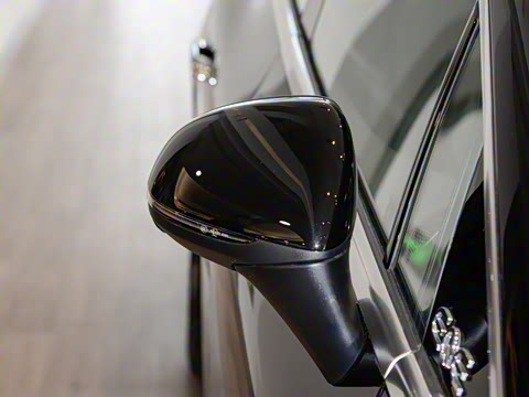 2025�� 500 4MATIC ������