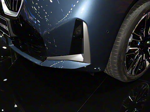 2025�� xDrive30L ������ M�˶���װ