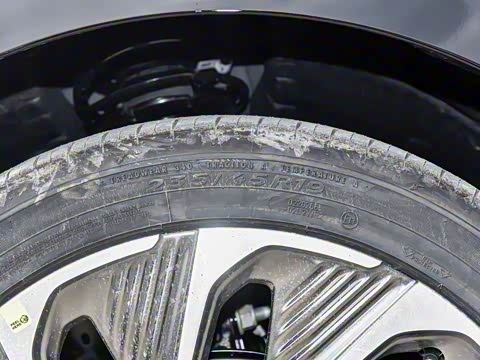 2025�� 2.0T ���ݻ춯��