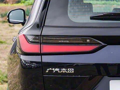 2025�� 240TURBO ���������� 7��