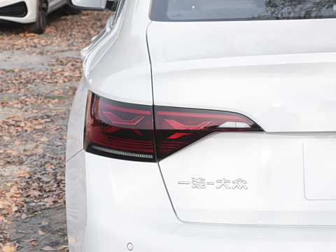 2025�� 200TSI DSG��Խ��