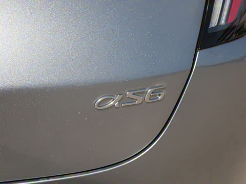 2025�� 735MAX 160kW