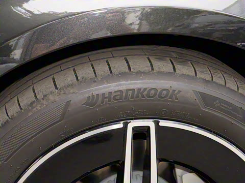 2025�� �Ŀ� E 300 ʱ�����˶���