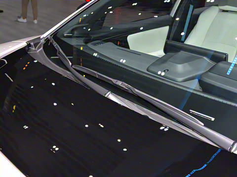 2025�� 560 ����Max��