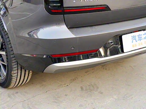 2025�� 180km Ultra ������