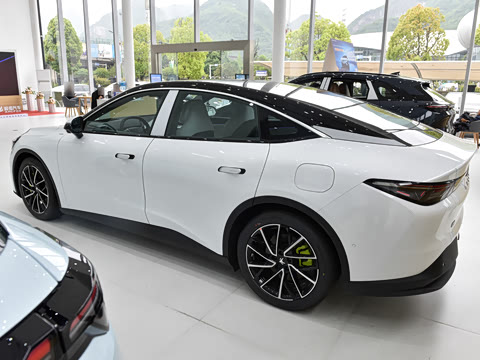 2025�� 668MAX���а� 200kW