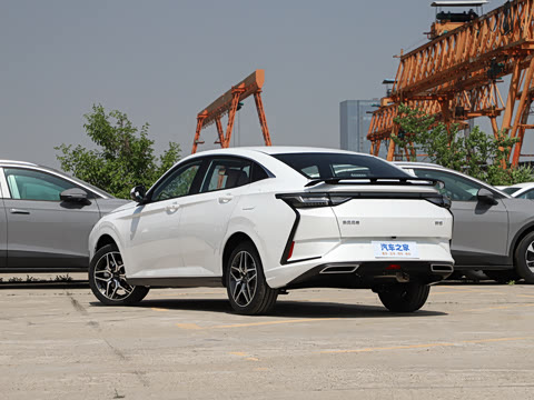 2025�� 1.5L �Զ������