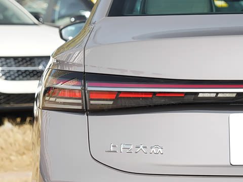 2025�� Pro 380TSI �ǿ���ҫ��