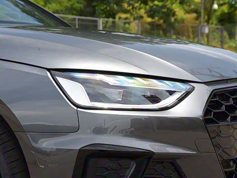 2024�� 40 TFSI ����������