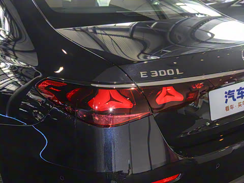 2025�� E 300 L ʱ����