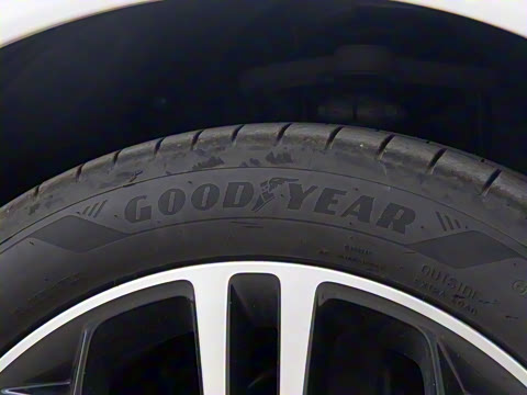 2023�� 755 �������� Max