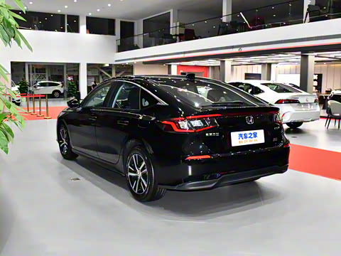 2023�� HATCHBACK 240TURBO CVT��Ծ��