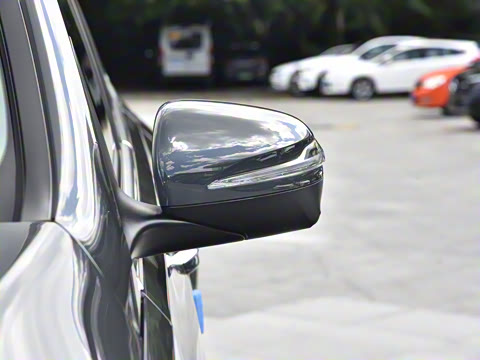 2025�� GLS 450 4MATIC ������