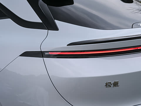 2025�� �����������Ǽݰ� 100kWh