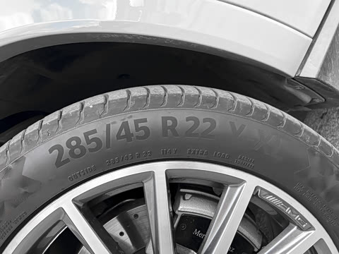 2024�� GLS 450 4MATIC ������