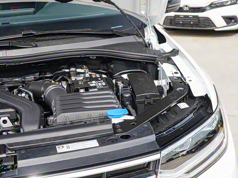 2025�� ���ڿ� 300TSI �Զ��������ڰ�