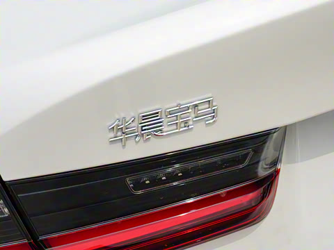 2025�� 330Li M�˶���ҹ��װ