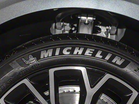 2025�� �����������Ǽݰ� 100kWh