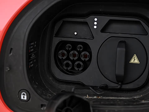 2025�� Ultra�����