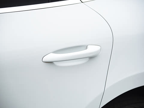 2025�� Macan 2.0T ���ΰ�