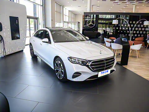 2024�� E 350 e L ���ʽ��϶����γ�