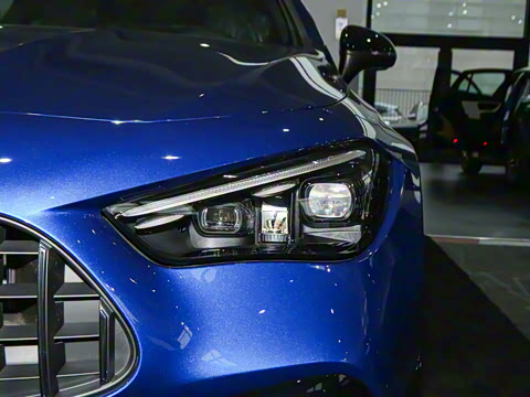 2024�� AMG CLE 53 4MATIC+ ���ܳ�