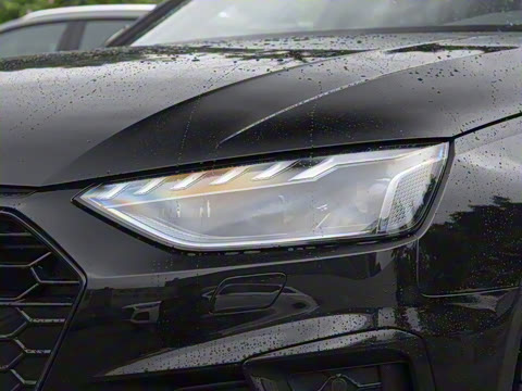 2025�� 200���������� 40 TFSI ���������� B&O ��ҹ��