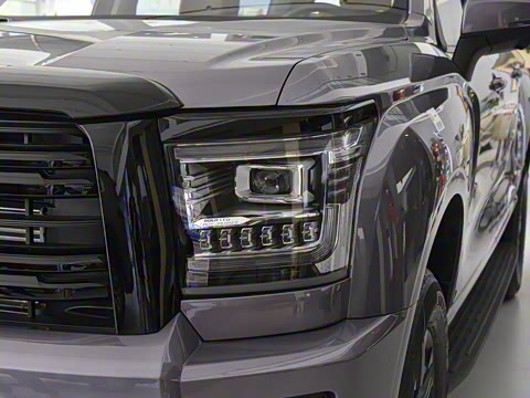 2025�� 2.0T�Զ�������Ӣ�� ����