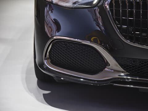 2025�� �Ŀ� S 680 4MATIC ��ҹ��