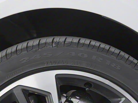 2025�� 200���������� 40 TFSI ʱ�ж�����