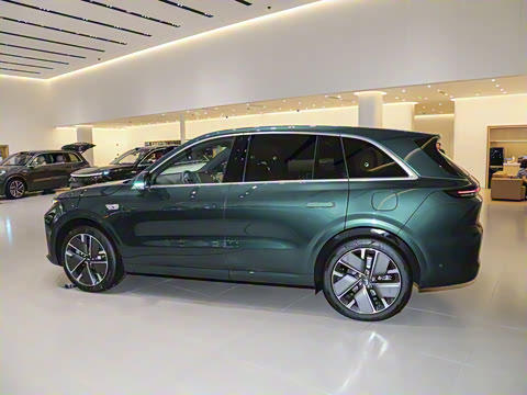 2025�� Max ���ܻ��°�