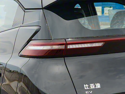 2025�� �Ǽݰ� 405km �����