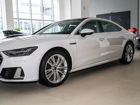 2024�� 45 TFSI quattro ������