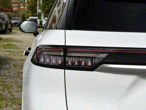 2025�� 2.0T �Զ����������� 7��