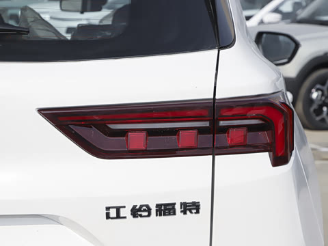 2025�� ������