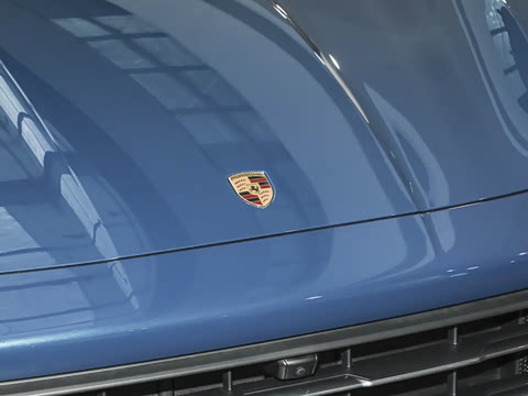 2025�� Cayenne 3.0T ���۰�