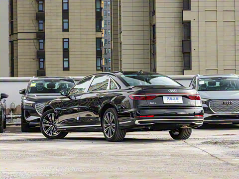 2025�� A8L 45 TFSI quattro ������