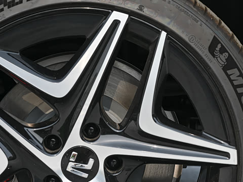 2025�� ������