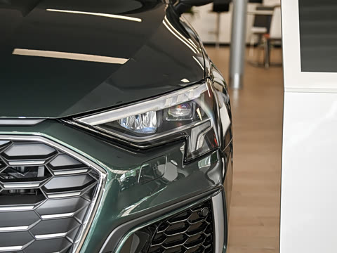 2024�� A3L Limousine 35 TFSI ʱ���˶���