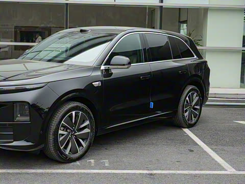 2025�� Pro ���ܻ��°�