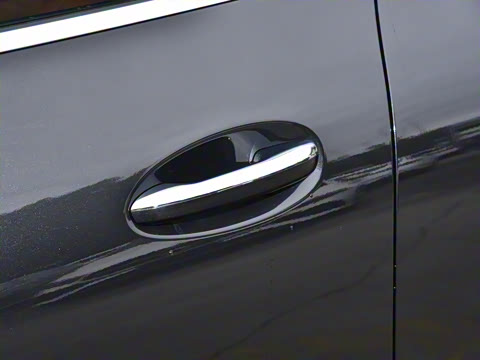 2025�� GLC 260 L 4MATIC ������