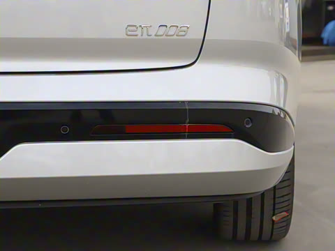 2025�� 636Ultra����� 5��