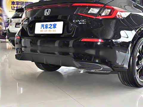 2023�� HATCHBACK 2.0L e:HEV ���װ�